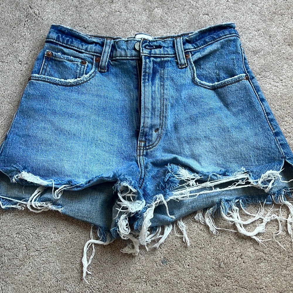 Abercrombie the cutoff short high rise